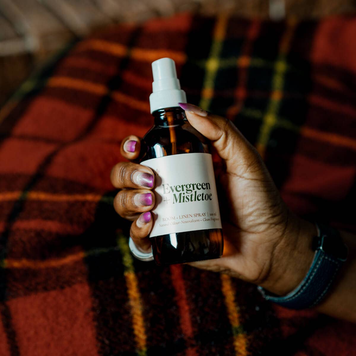 EVERGREEN + MISTLETOE ROOM & LINEN SPRAY